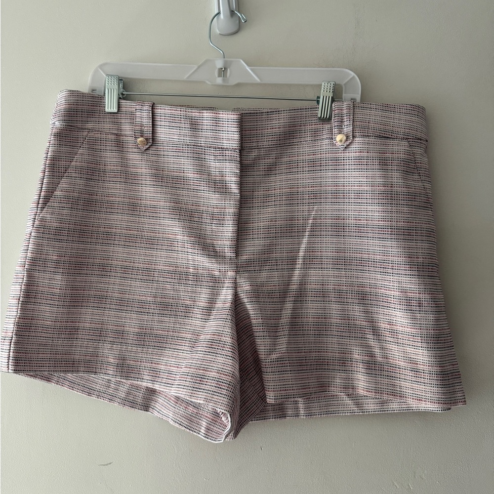 LOFT Button‎ Tab Riviera Shorts with 4 Inch Inseam Red and White